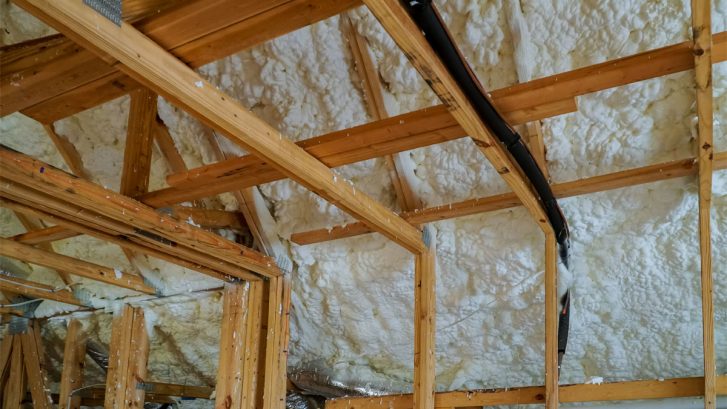 Spray Foam Vs Batt Insulation | Barrier Insulation & Energy